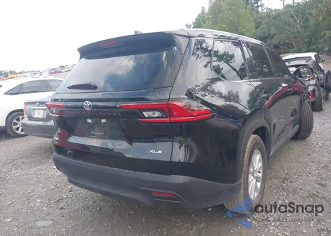 2025 Toyota Grand Highlander Xle z USA, uszkodzony, nr VIN 5TDAAAB53SS087960